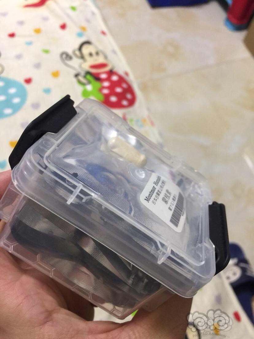 【用品】2018-10-18#RMB赛拍卖蒙质素一盒-图1