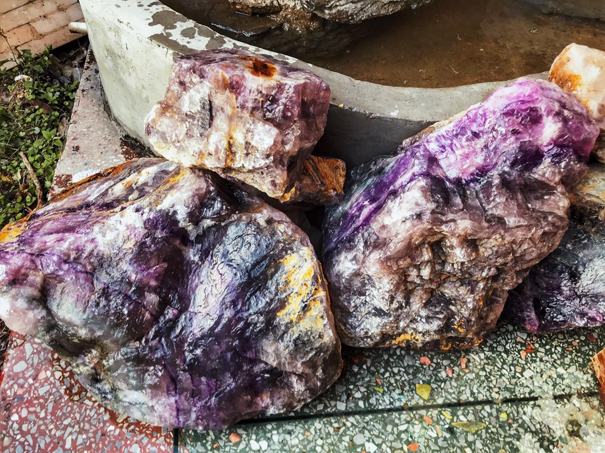 天然紫色晶石-图2