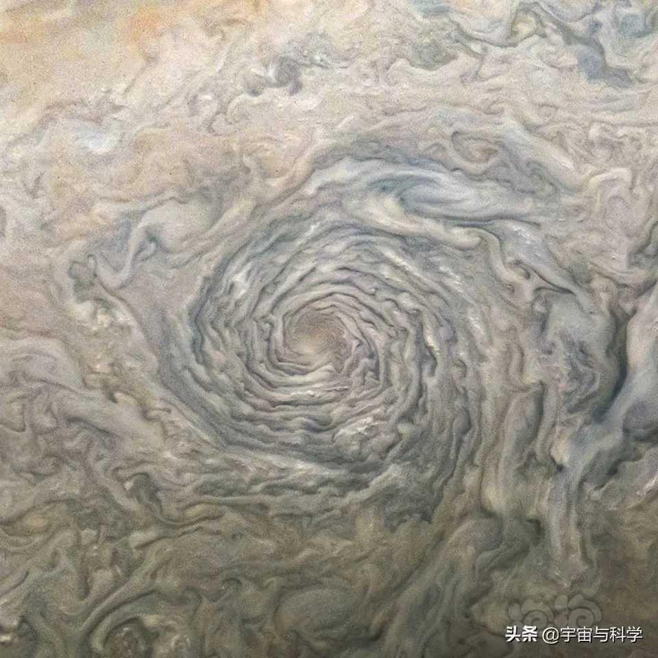木星大风暴，-图1