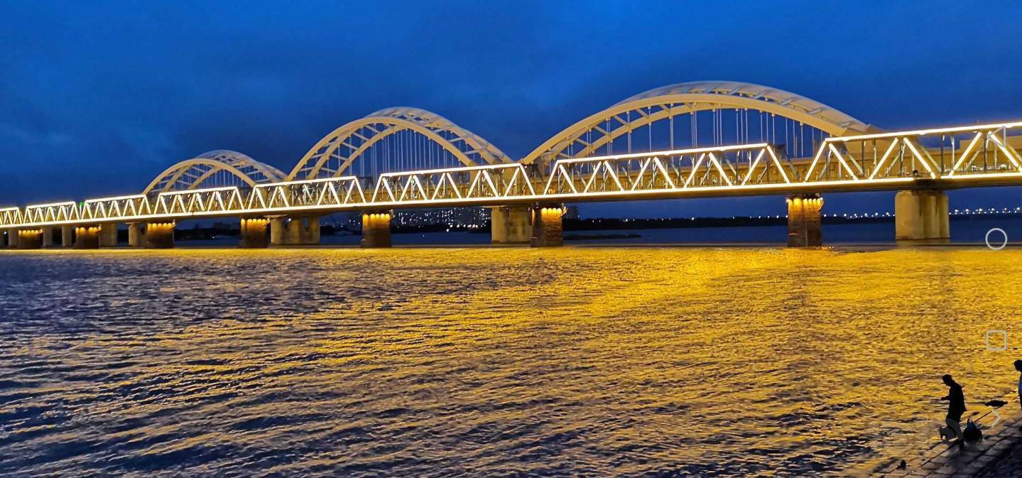 换一个角度看我们哈尔滨的老桥